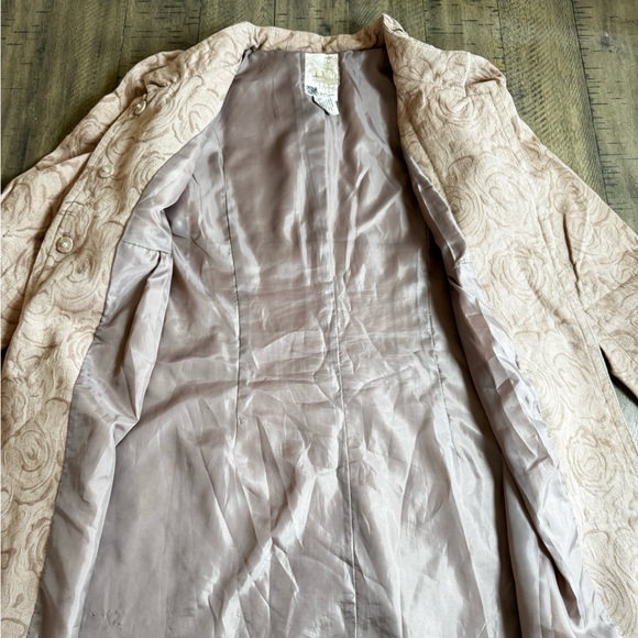 Forever Collectibles Tan Trench Coat with Textured Floral Design - Picture 15 of 15